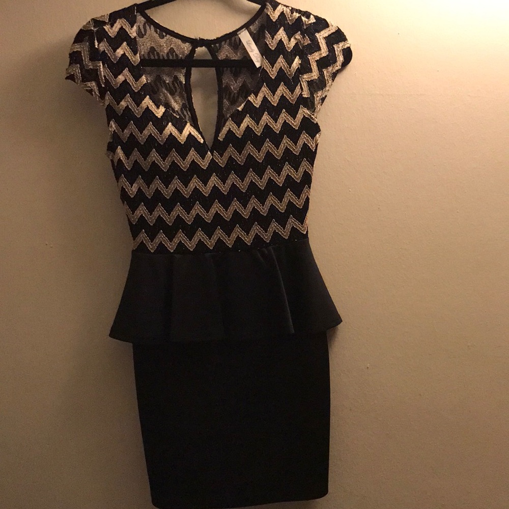 Black&gold dress